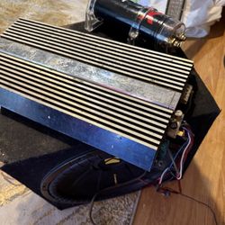 Amplifier and 1.7 Farad car audio capacitor