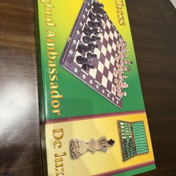 Foldable Wooden Chess Set