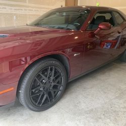 2017 Dodge Challenger
