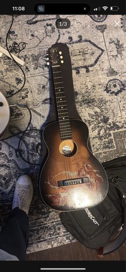1942 super tone with the original case acoustic guitar