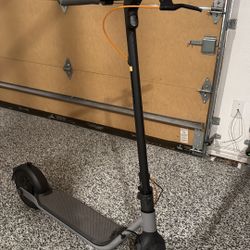 Segway Ninebot D40X Kick e-scooter 