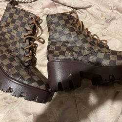 Outside casual boots