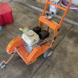 Concrete Saw