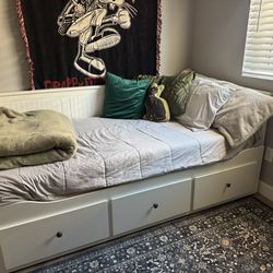 Ikea Hemnes Daybed with Drawers and 2 Mattresses