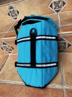 Dog Life Vest Medium VIVAGLORY (Ribcage Girth 21”-25”)…$20