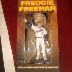 Freddie Freeman world series Walk off Grandslam bobblehead 