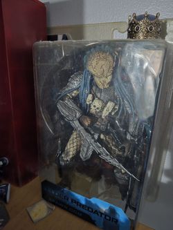 Elder Predator Mint Condition 60$