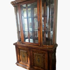☕️  China Cabinet -w/ Silverware Drawer