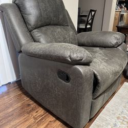 Recliner Chair