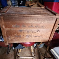 Old Storage Wooden Box Or  A Toy Box  Thumbnail