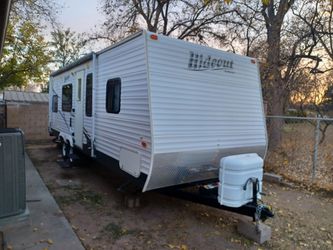27 foot Camper Trailer