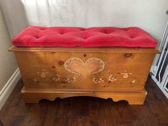 Lane Cedar Chest Shabby Chic