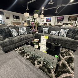 2 Pc Sofa And Loveseat 