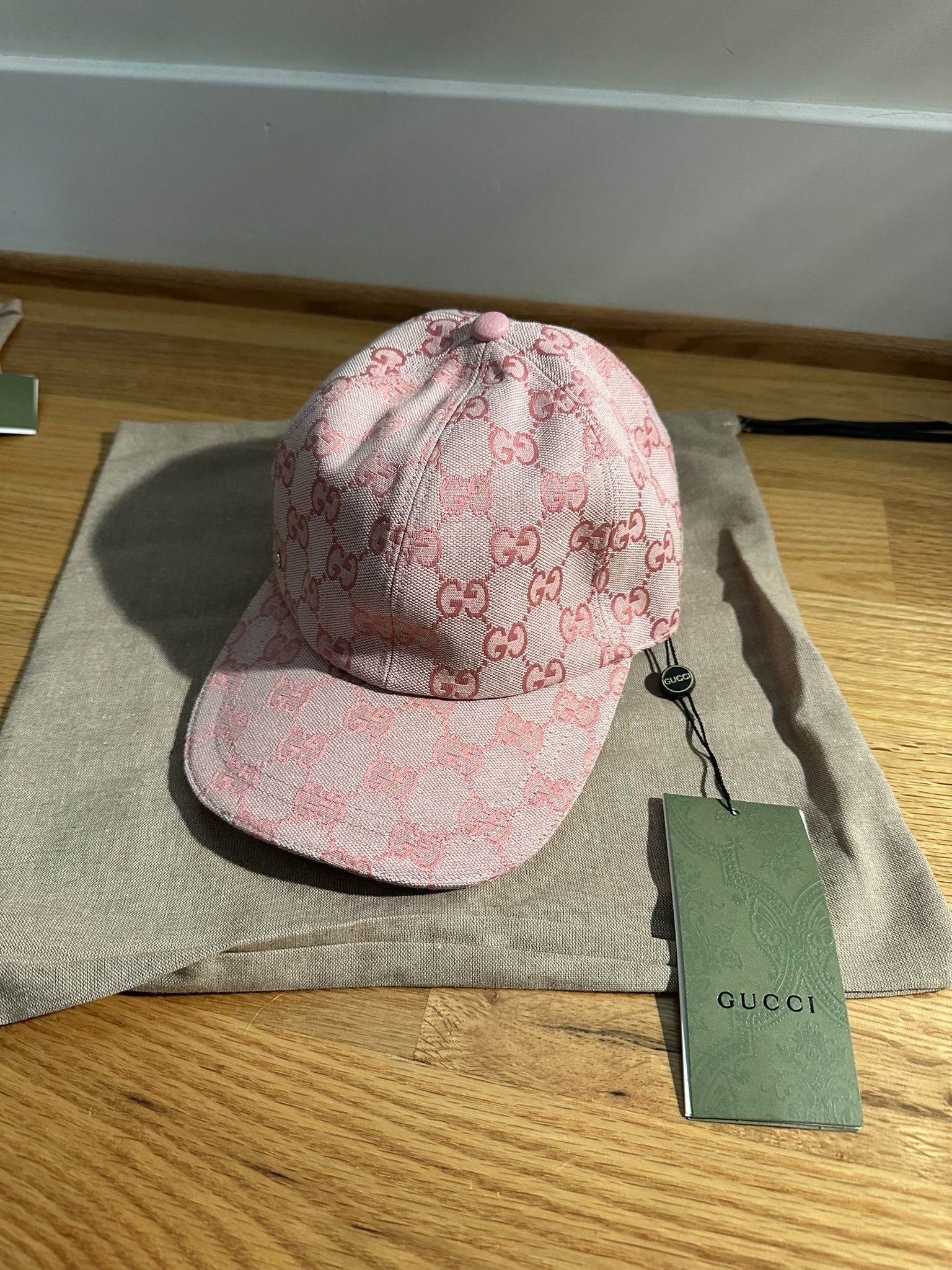 GG canvas baseball hat