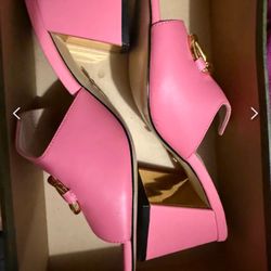 Gucci pink horsebit heels