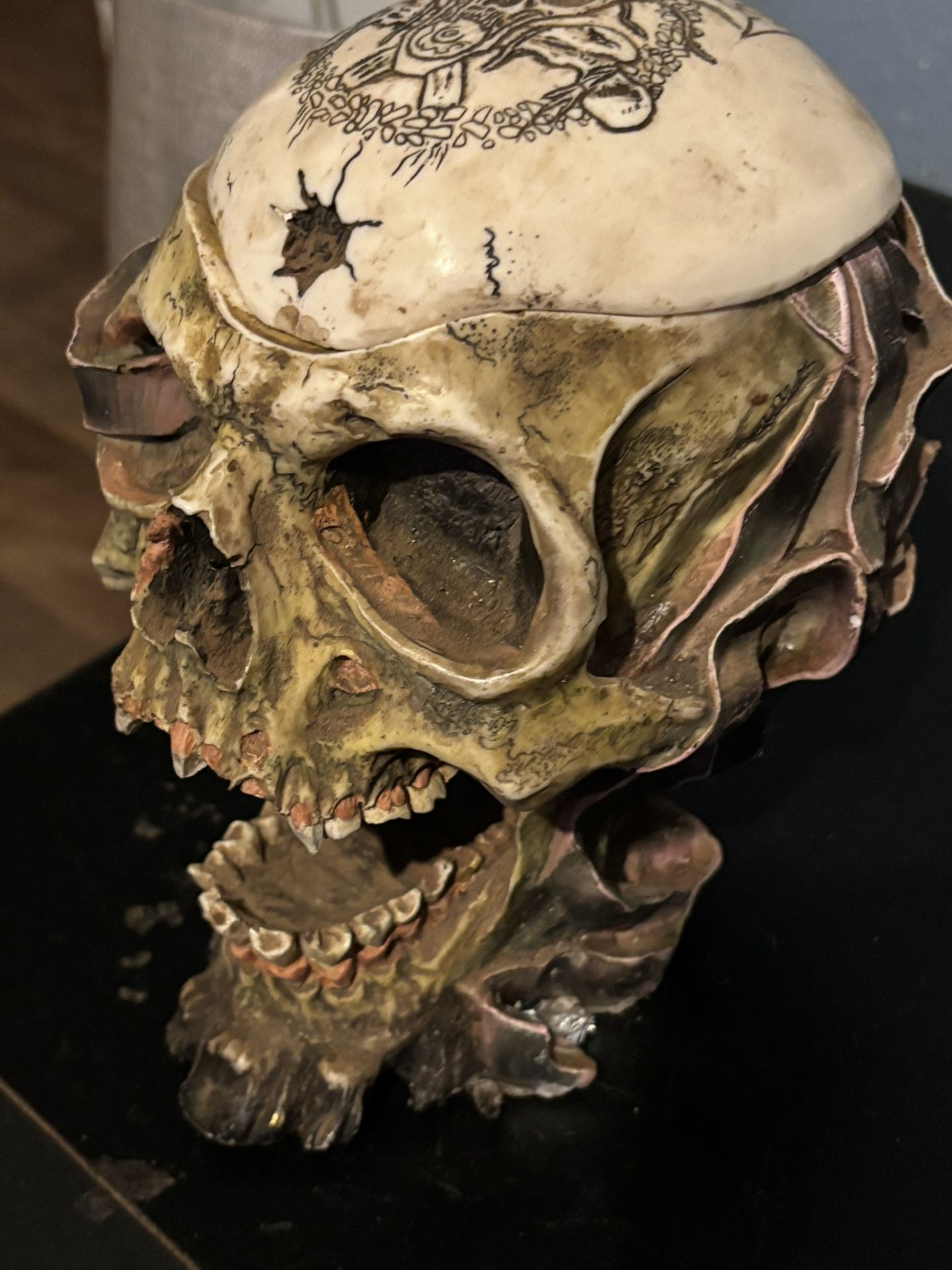 Metallica Skull More Than /0 Years Old Got It At Concert in 1996 Just Have Make Room So Cleaning Things Out