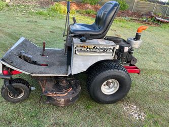 Tractor Dixie Chopper