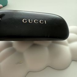 Gucci hard case glasses cover 
