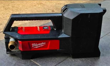 Milwaukee m18 water  pump