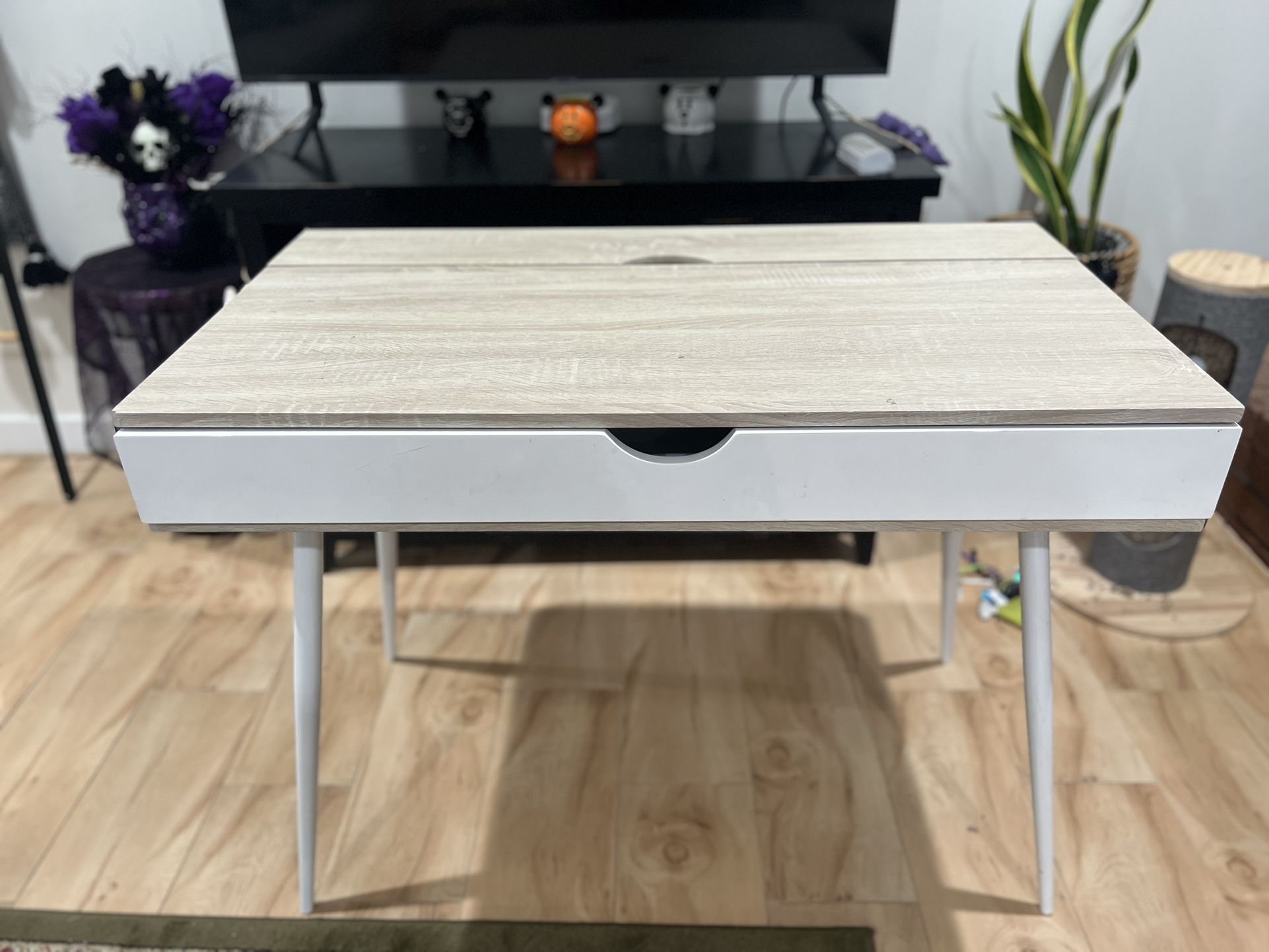 Desk Available - Mid Century Modern Vibe