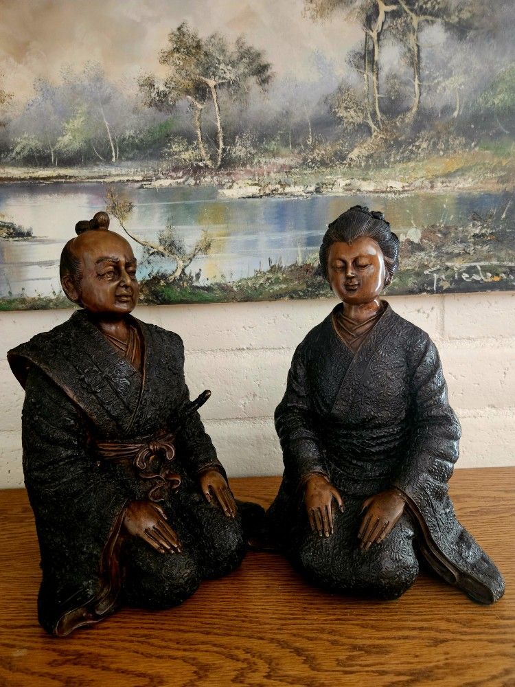 "Japanese Bronze Samurai & Geisha – Stunning Collectible Pair!"