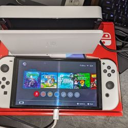 Nintendo Switch OLED With White Joy-Con