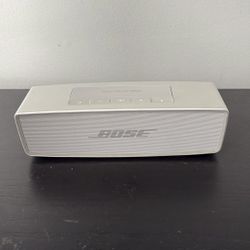 Bose Soundlink Mini II Bluetooth Speaker Deep Bass - Limited Special Edition 