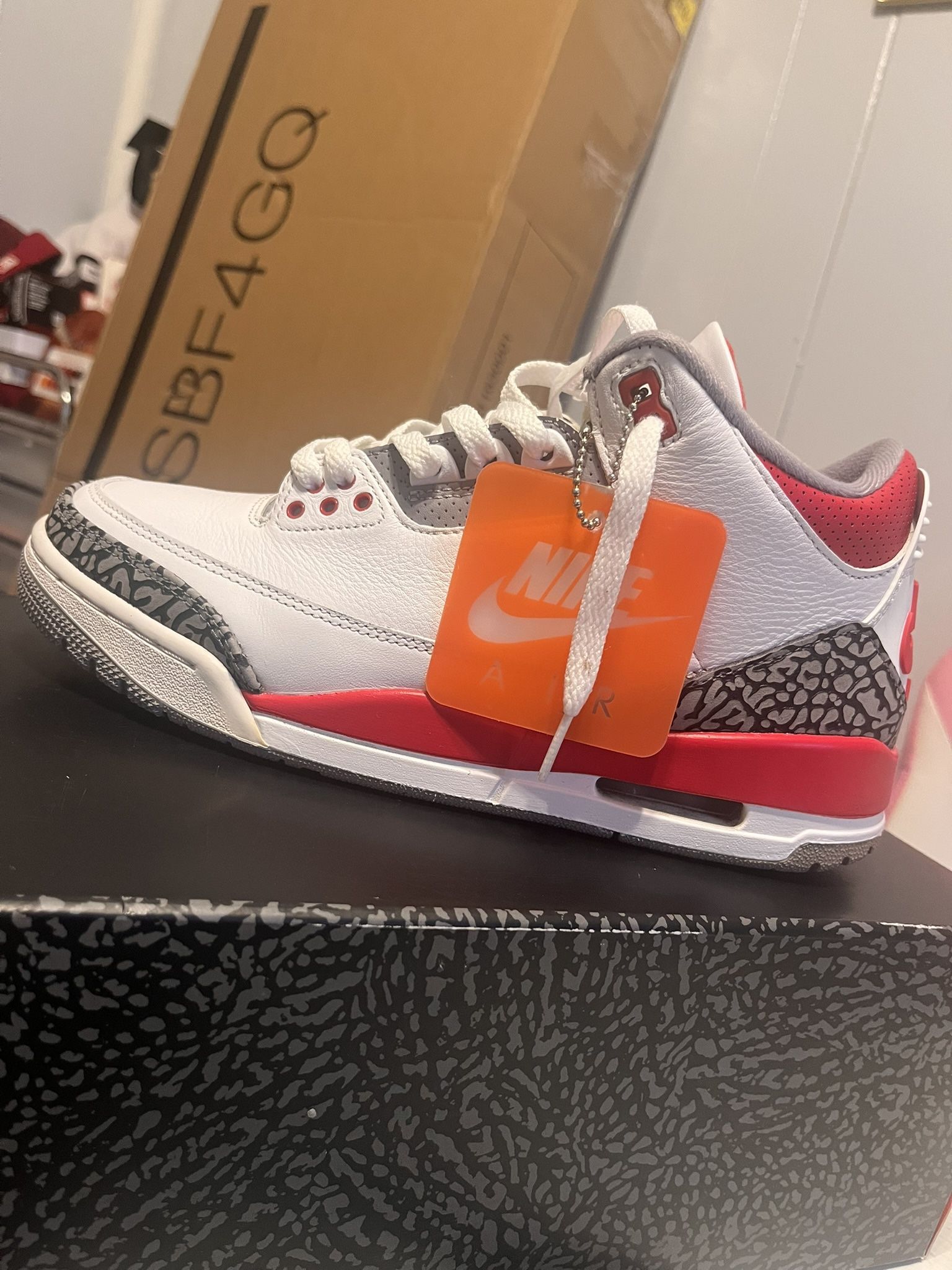 Jordan 3 Retro “Fire Red”