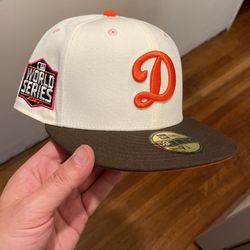 Dodgers Hat NewEra Size 7 1/4 Dunkin’