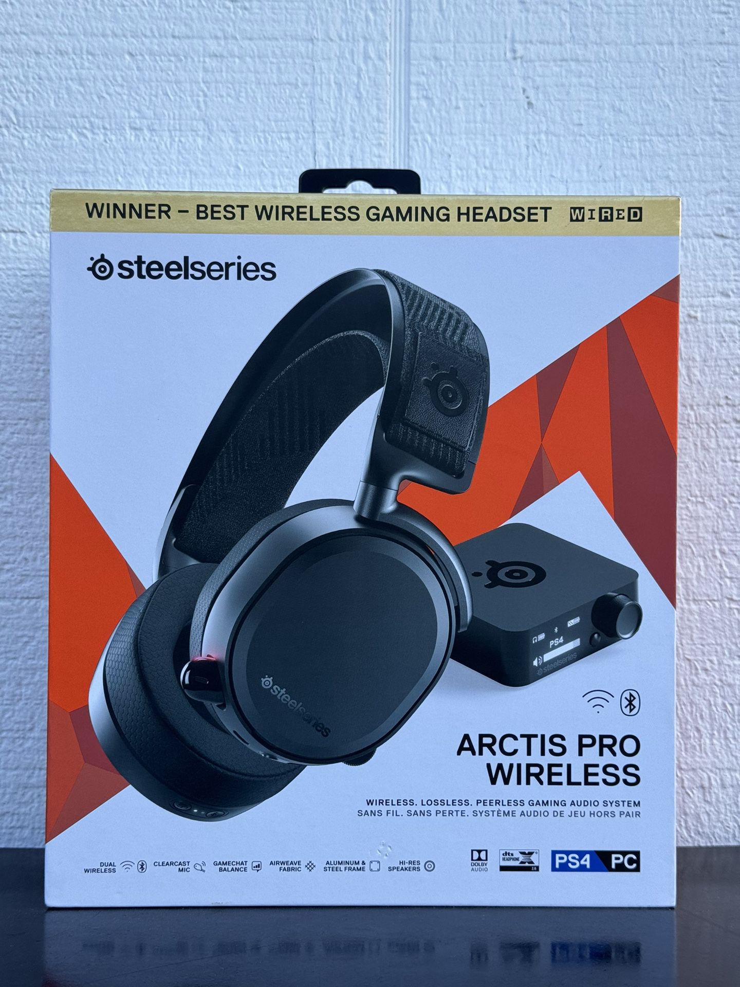 SteelSeries Arctis Pro Wireless Gaming Headset With DAC - PC/PS5/PS4