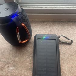 Speaker And Solar Portable Charger  Built In Flash Light 