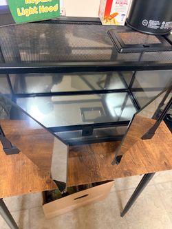 Reptile Double Door Glass Terrarium 10 gal with Mesh Top and Accessories