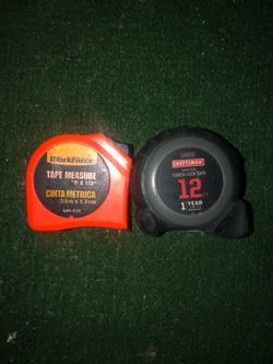 Tape measure craftsman & workforce 2 items