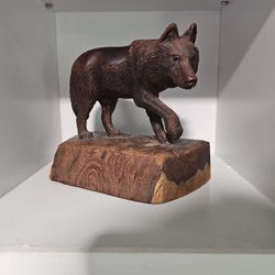 Hand Carved Ironwood Wolf by Ramon D.C. - Sonora Mexico Seri Artisan Sculpture