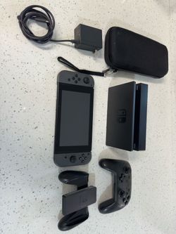 Nintendo Switch Bundle – Pro Controller Included