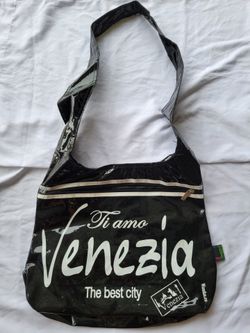 Black Venetian Souvenir Shoulder Bag