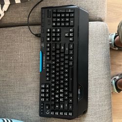 Logitech Keyboard 