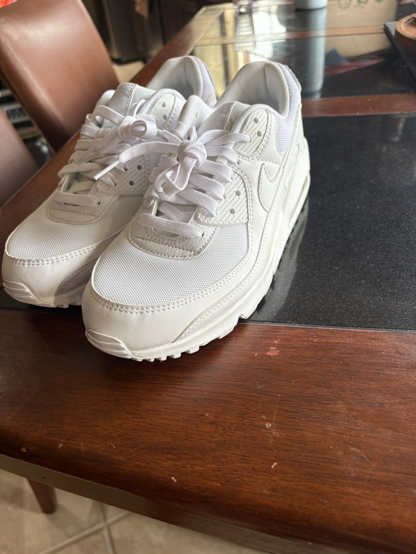 Fresh Kicks, Timeless Style – Nike Air Max 90 