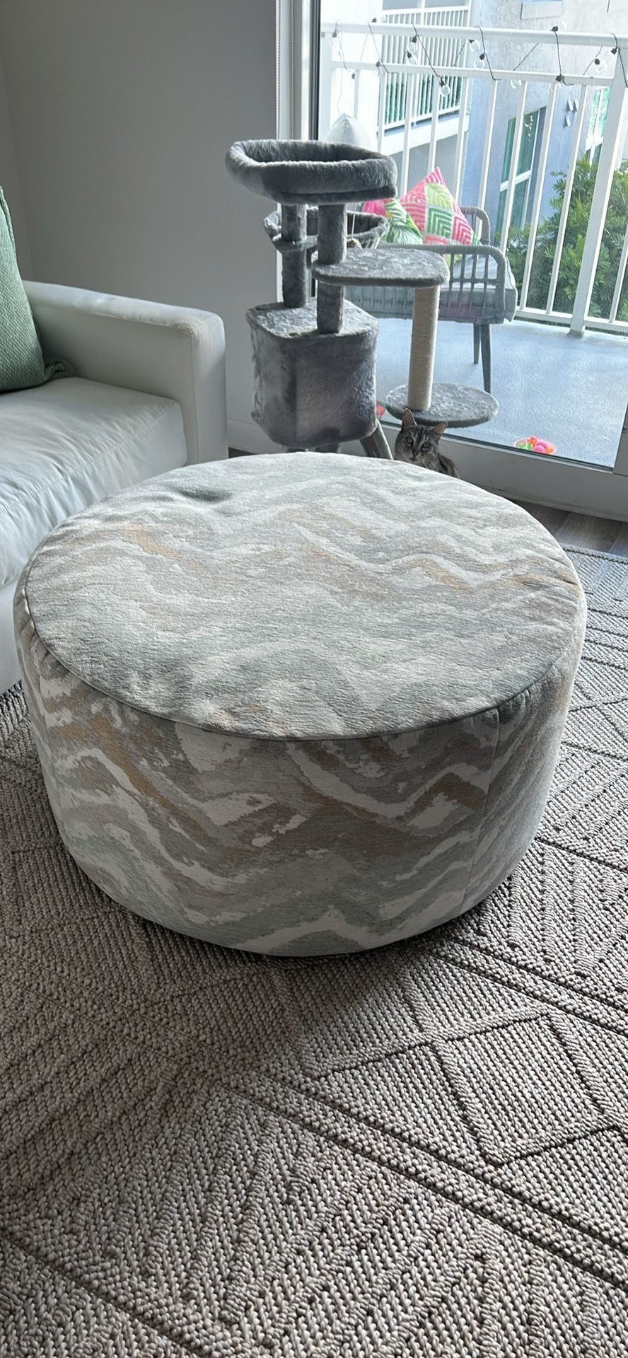 Coffee table ottoman