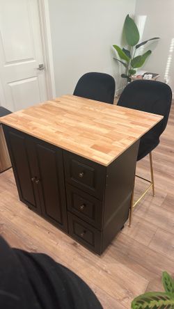 Kitchen Island Bar & 2 Black Velvet Stools
