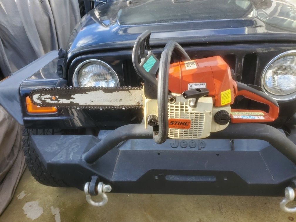 Stihl 021 Chain Saw