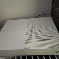 Xbox One S With Mic & Controller 