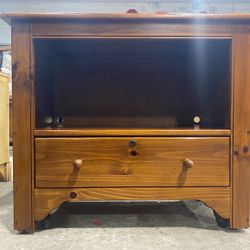 Ethan Allen pine Small tv stand with one drawer on the bottom   30 x 17 x 26.25 h