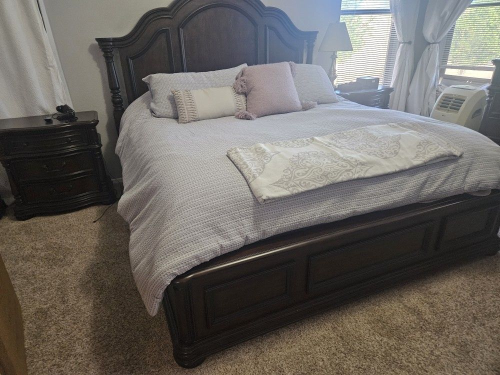 Bedroom Set