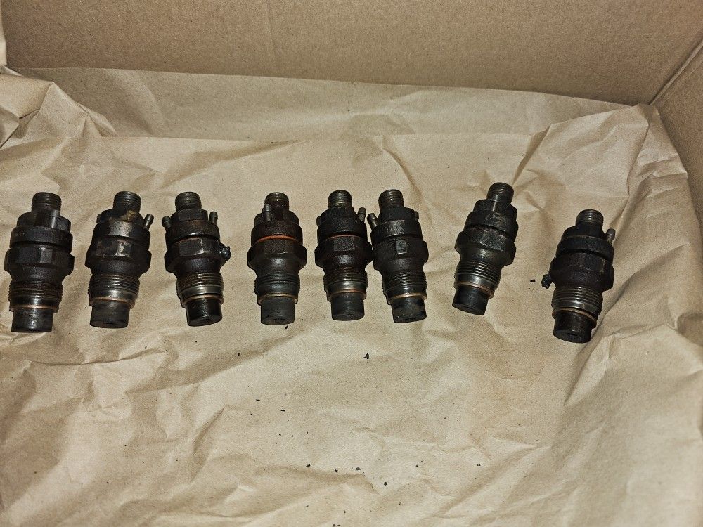 HMMWV 6.5 TURBO INJECTORS USED