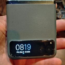 2024 Motorola Razor 