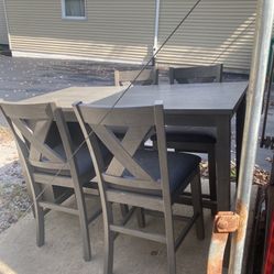 Table And Chairs 