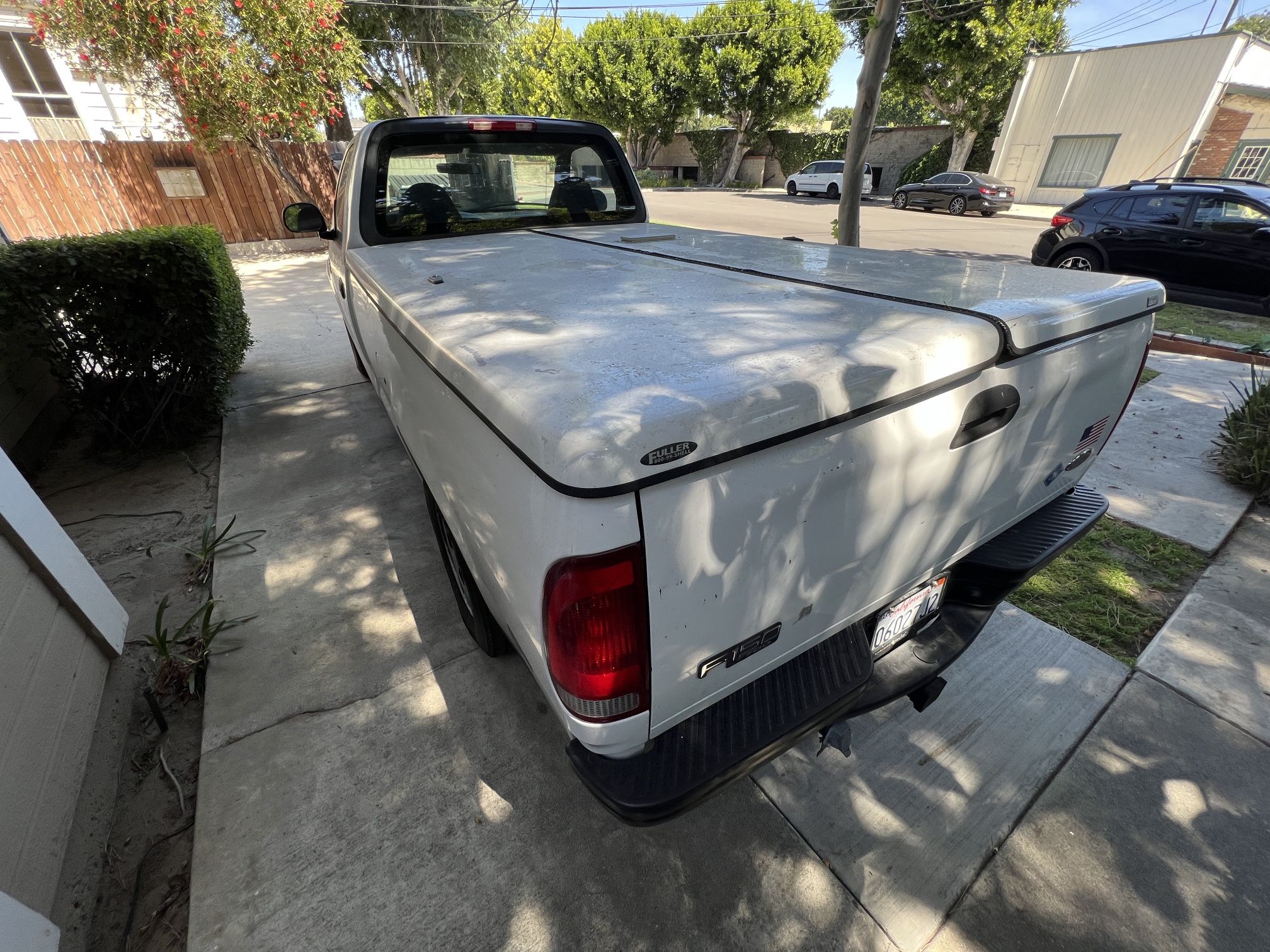 97-03 F150 Bed Cover 8 Foot