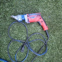 Milwaukee Shear 