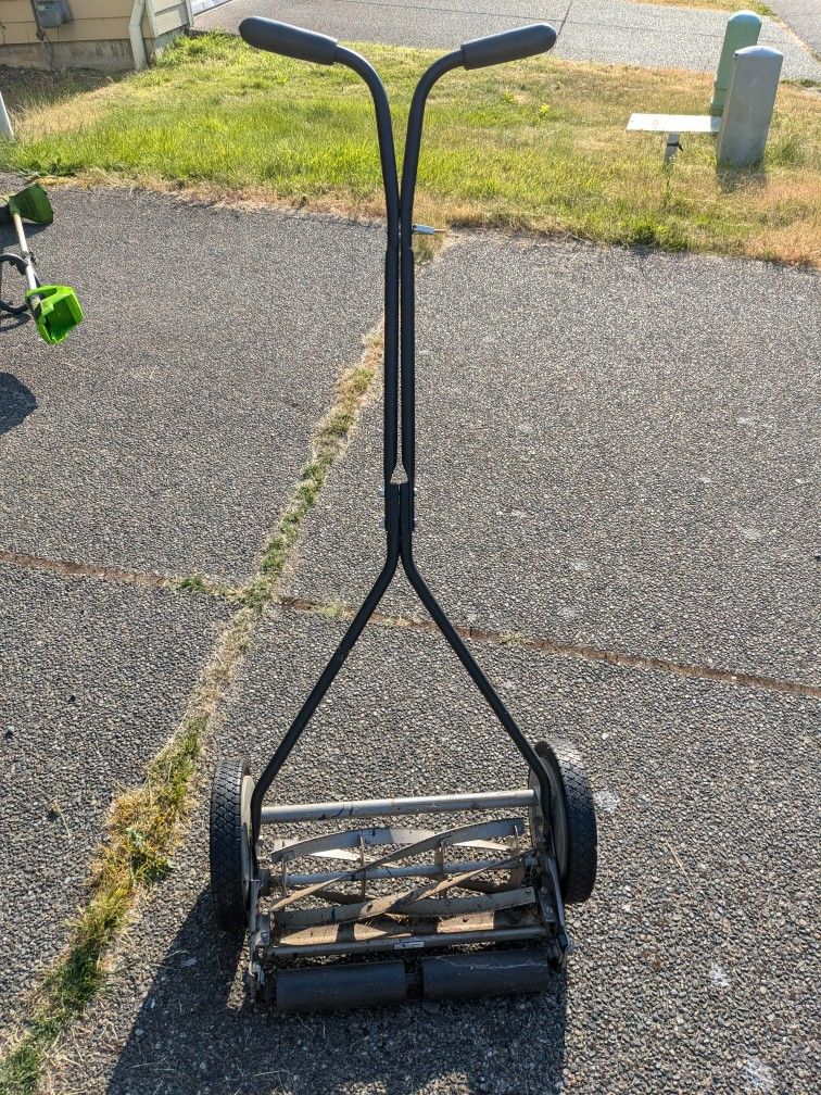 Push Lawn Mower